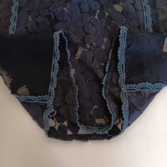 Comme Toi Women's Navy Blue Floral Lace Mesh Sheer Short Sleeve Blouse Size M - Picture 9 of 13